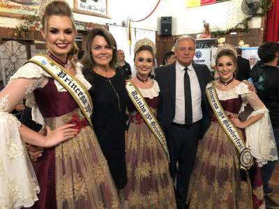 Vice-prefeito prestigia abertura da 35ª Oktoberfest