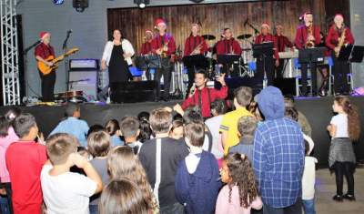 Orquestra de Candelária inicia maratona de shows em Pantano Grande