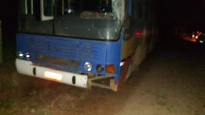 Homem fica ferido ao ser atropelado por ônibus na Linha Bernardino 