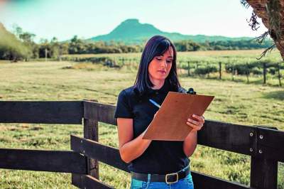 Da recuperação de áreas degradadas à projetos de construção rural: Conheça os serviços abrangentes de Milena Gehrke