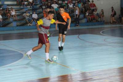 Oesc: Definidos os semifinalistas no futsal juvenil