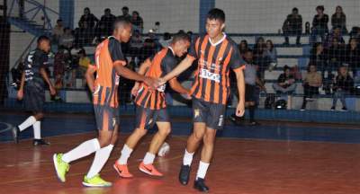 Pró Gol 5 x 1 Canelas Futsal