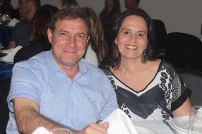 Edson e Fabiana Schmachtenberg Lawall 