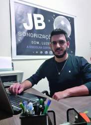 Juliano Chauveau e Silva, DJ, proprietário da JB Sonorizações e Gatupardu.