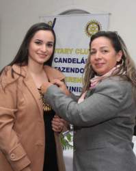 Bianca Boijink a primeira mulher rotariana do Clube com Elaine Andrade