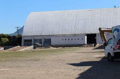 Rancho Atacadista recebe currículos em Candelária