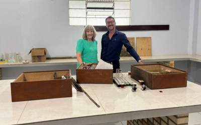 Colégio Medianeira recebe materiais da UFSM para aulas práticas de física