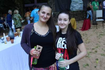 Eduarda com a irmã Ana Carolina: vaga na universidade