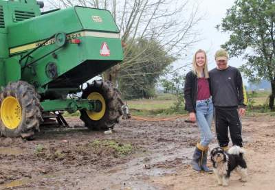 Jerusa, Marlon e o cãozinho Barreiro: nova vida no meio rural 