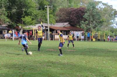 Veteranos: Ewaldo Prass 0 x 0 Estrela