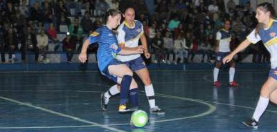 Marvados e Medianeira empatam em jogo eletrizante pelo feminino