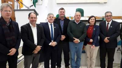 Prefeito participou de assembleia da AMVARP, em Encruzilhada do Sul
