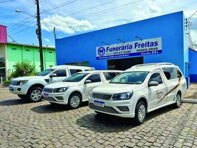 Também conta com sedes em cidades da região e serra