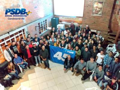 Encontro no Consulado Colorado reuniu cerca de 100 jovens