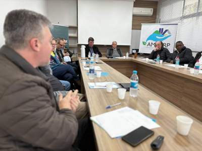 Amvarp debate impacto de pisos de carreira nas finanças municipais