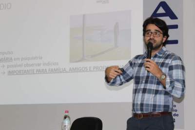 Palestra na ACIC encerra o Setembro Amarelo, mês de prevenção ao suicídio