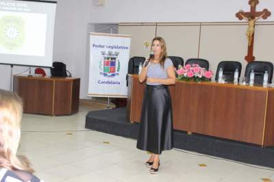 Delegada Lisandra Castro de Carvalho foi uma das palestrantes do evento