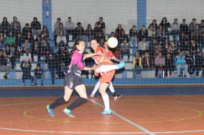 Maxxy Feminino 4 x 2 Pumas Futsal