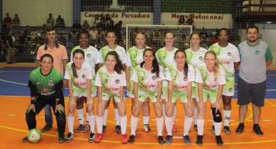 A equipe do União Botucaraí (feminino)