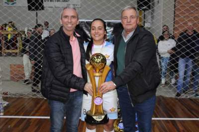 Colégio Medianeira, campeão feminino