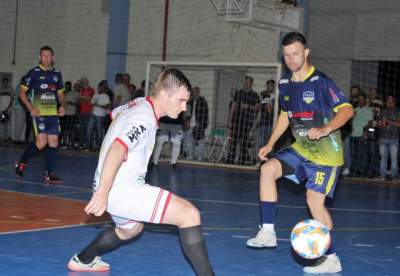 Municipal: Vila Real e UGF em vantagem nas semifinais