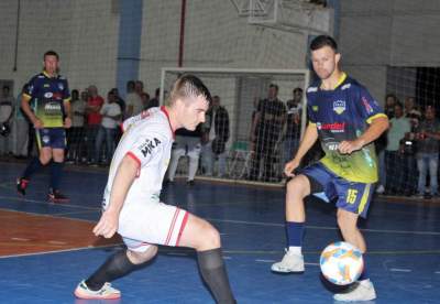 Municipal: Vila Real e UGF em vantagem nas semifinais