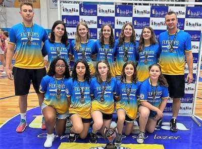 Sub 13 feminino do Flyboys fica em 3º no Campeonato Sul-Brasileiro  