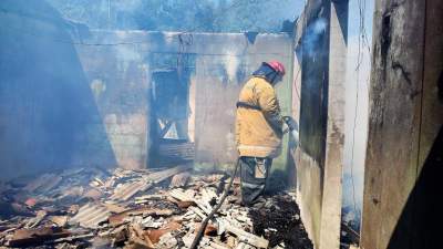 Residência pega fogo na Linha Boa Vista