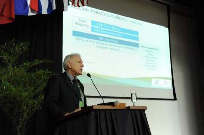 Presidente do Sinditabaco, candelariense Iro Schunke abriu o Agro Phyto 2017 - Fotos: Divulgação/ Sinditabaco