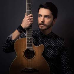 Thiago Porto: a trajetória de sucesso de um artista candelariense