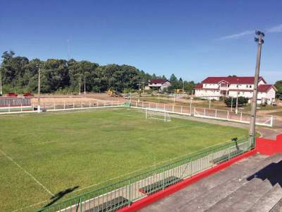 Semifinais iniciam  hoje à noite em Cabrais