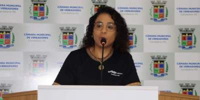 Integrantes de coletivo antirracista participam de sessão na Câmara