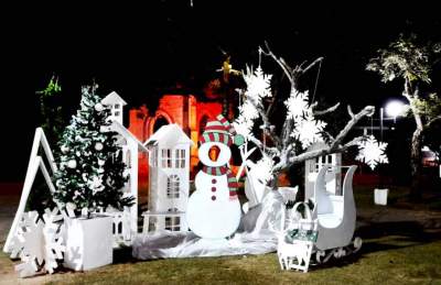Paisagismo: decoração do Natal das Candeias começa a tomar forma