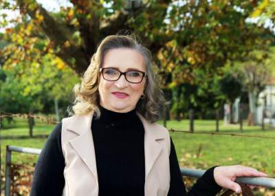 Transformação ,candelariense é presenteada com dia de beleza e fotos profissionais