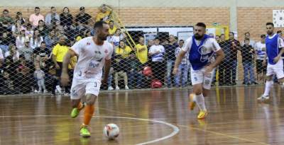 Semal vence Mariano e Marvados e Maxxy empatam