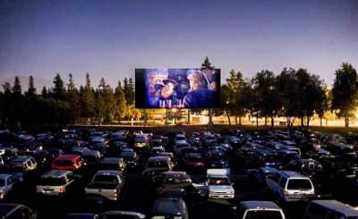 Cinema drive-in terá ingressos limitados e antecipados