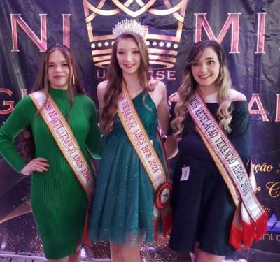 Natália Quadros da Costa, Pérola Frantheska Scherer Kumm e Tanize da Silva