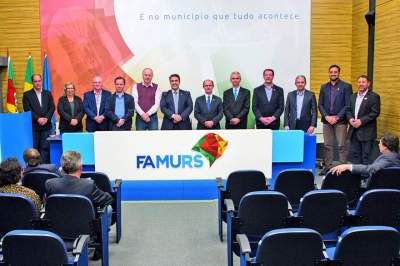 Prefeito Paulo Butzge é eleito vice-presidente da Famurs