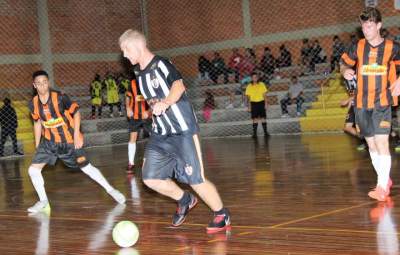 Pró-Gol 2 x 1 Quarta-feira/Posto Potrich (sub 17)