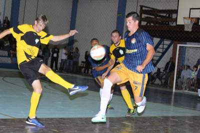 Municipal de futsal: vitórias do Palmeiras, Real/Potrich e Vilareal