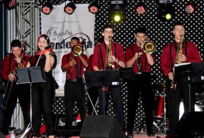  Orquestra de Candelária: show em Restinga Seca encerra turnê