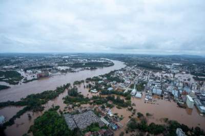 Chega a 100 o número de mortes confirmadas no Rio Grande do Sul