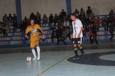 Municipal de Futsal: Marvados e Inova são os finalistas