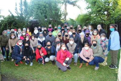 O grupo de visitantes com o prefeito Rim e Cleonice