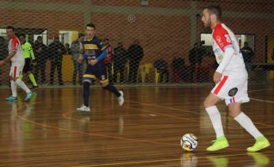 Atlético 3 x 3 XV de Novembro