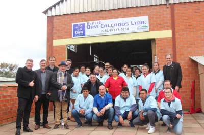 Cerro Branco inaugura ateliê de calçados