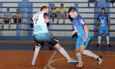 A 2ª Copa Candelária de Futsal teve rodada no feriado de sexta