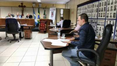 Câmara aprova projeto que obriga  bancos a oferecer sanitários e bebedouros