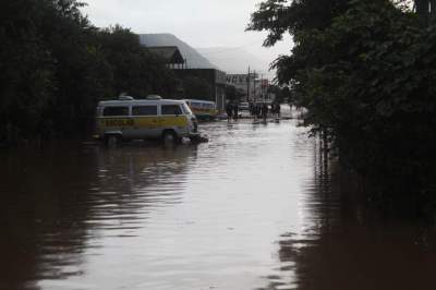 FOTOS: Enchente deixa rastros de destruição em Cerro Branco 