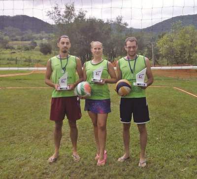 Doba, Filipe e Kati, de Restinga Seca, trio terceiro colocado
